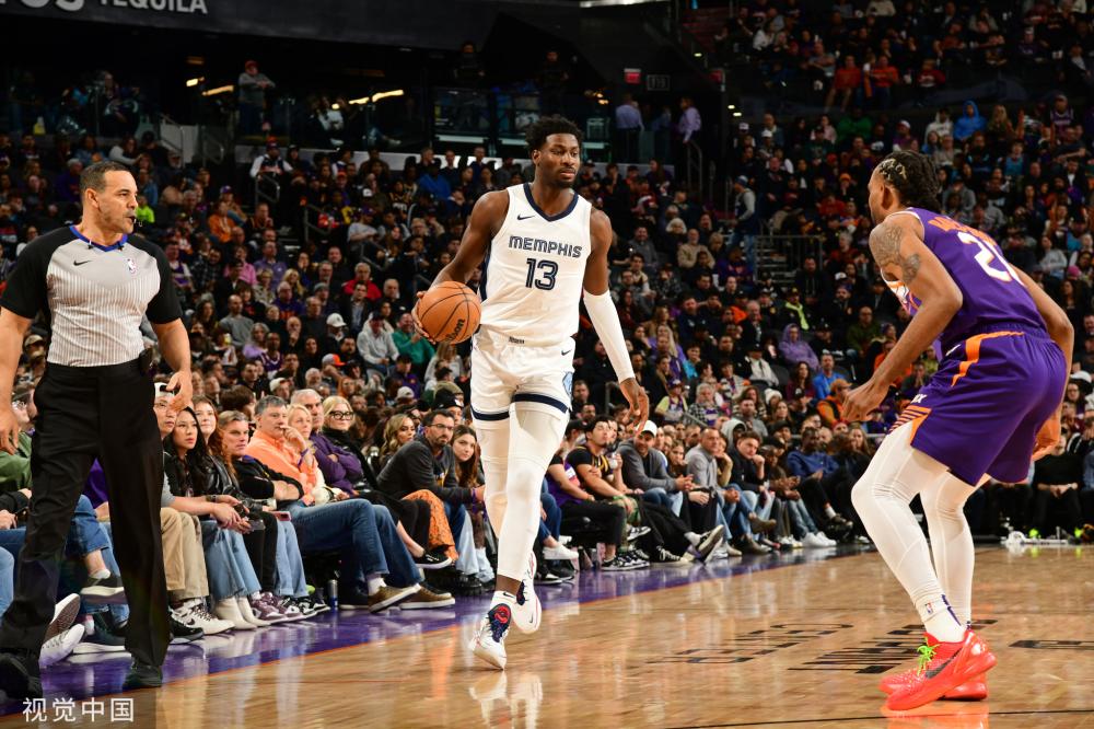 他不仅展现 他不仅展现