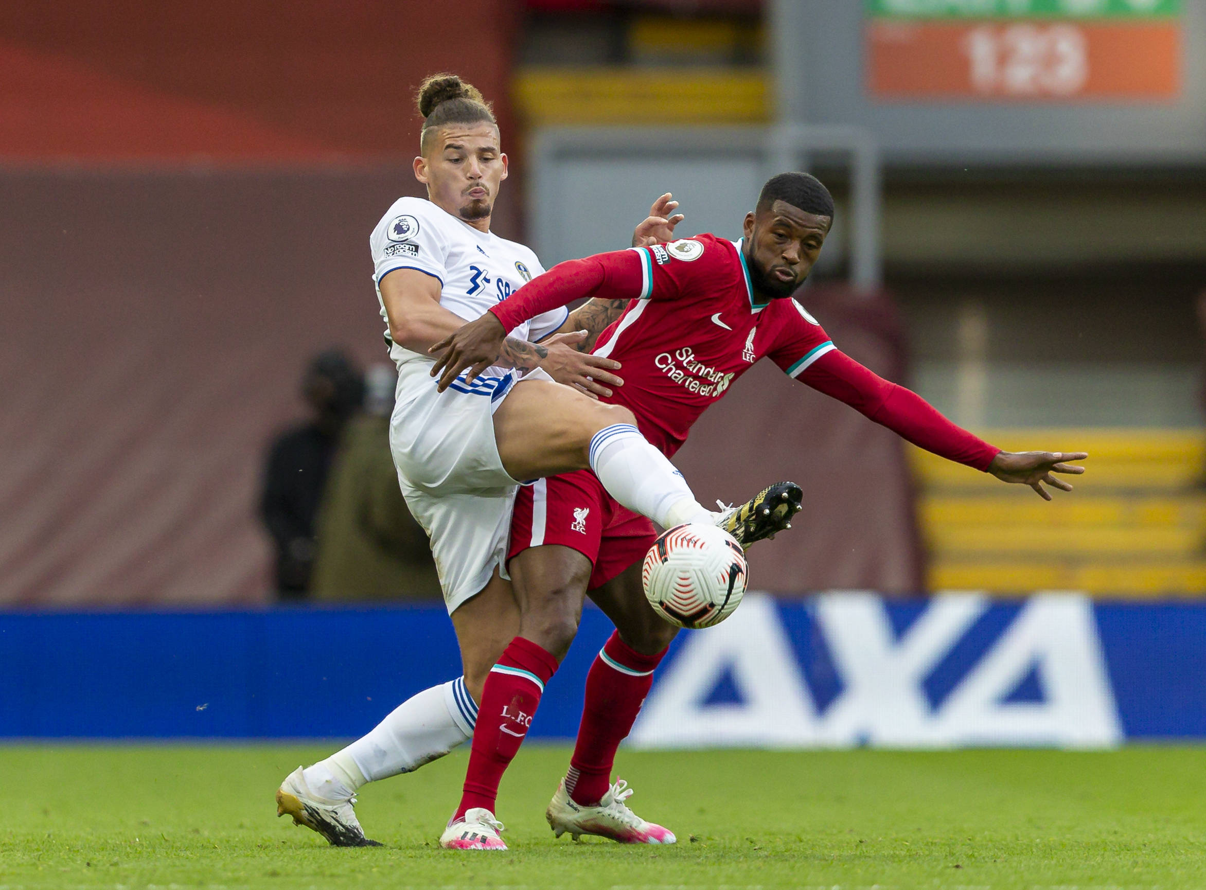 他立即成为 他立即成为