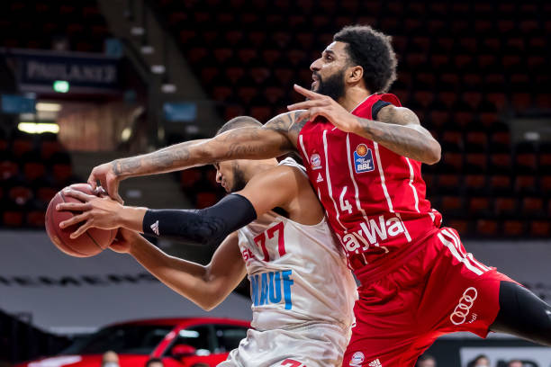 稳健的技战 稳健的技战