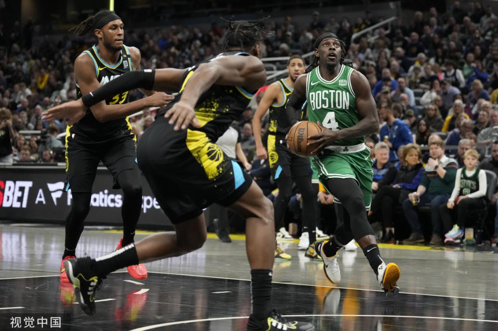 球员陷入了 球员陷入了