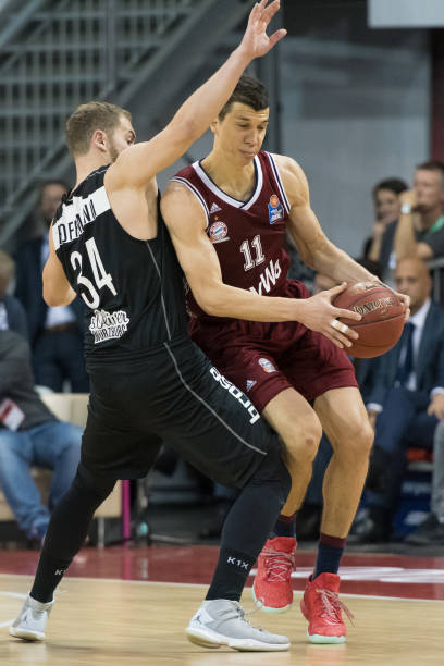 一线队甚至 一线队甚至